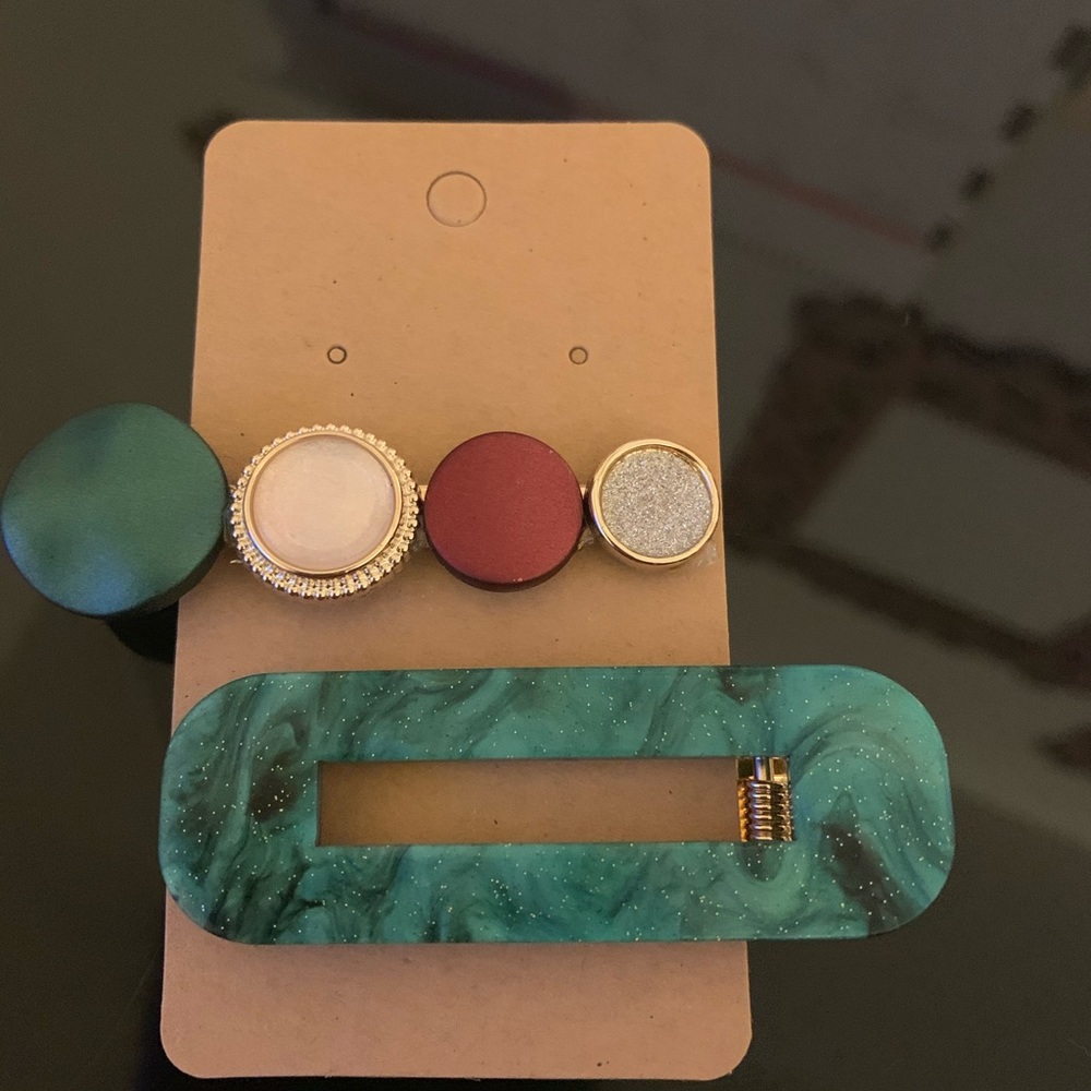 Hair clips - Picture 5 of 8